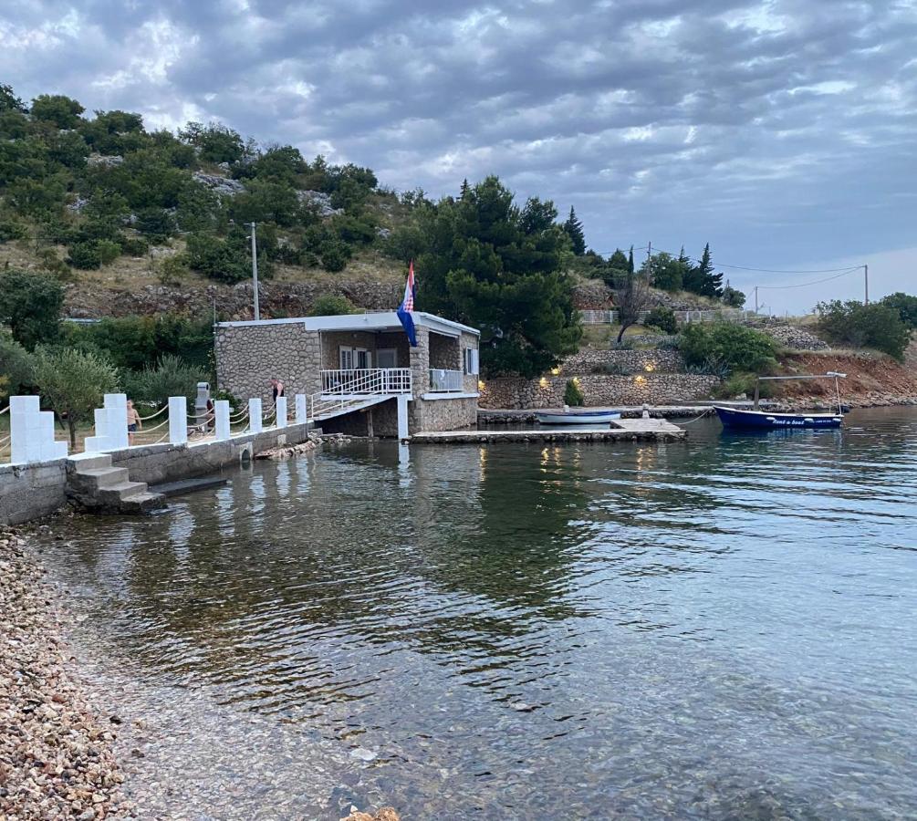 Holiday home Kuca Za Odmor Jelena Starigrad Paklenica
