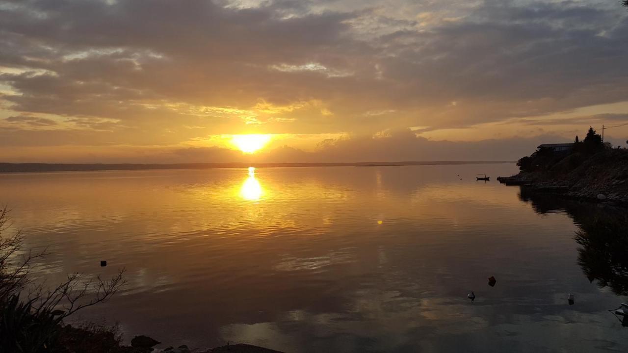 Kuca Za Odmor Jelena * Starigrad Paklenica